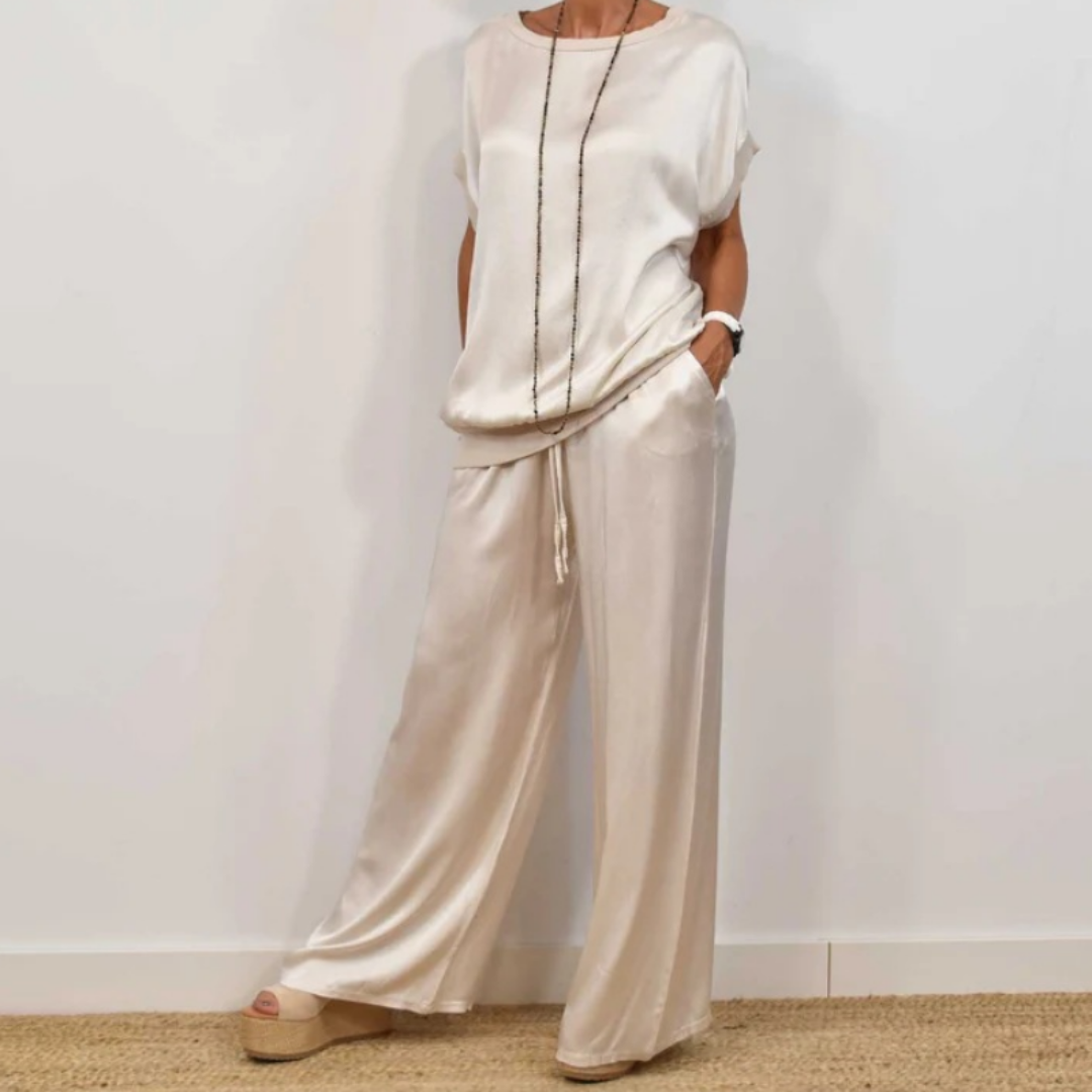 CECILIA | ELEGANT TWO-PIECE SUIT