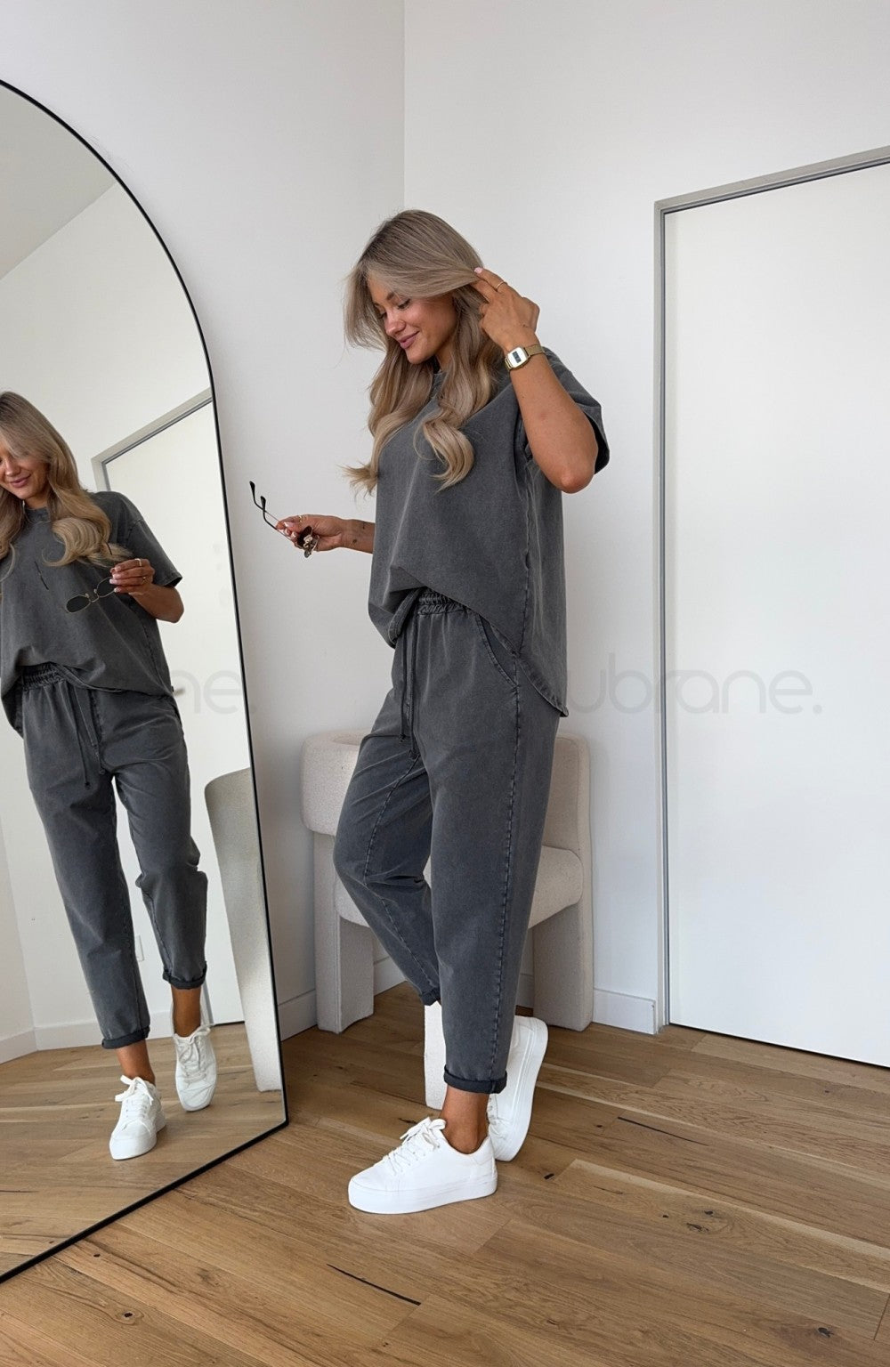 CHRISTIE | ELEGANT TWO-PIECE SET