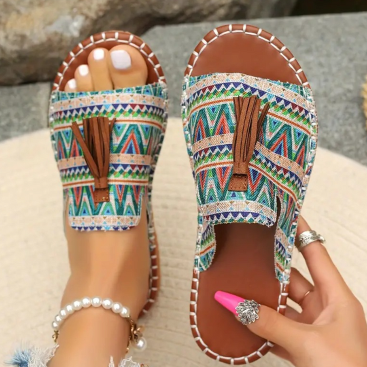 LIDIA | COMFORTABLE FLAT SANDALS