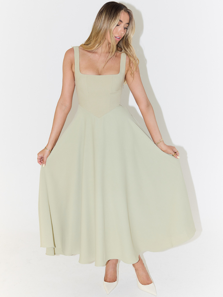 XIARA | ELEGANT DRESS