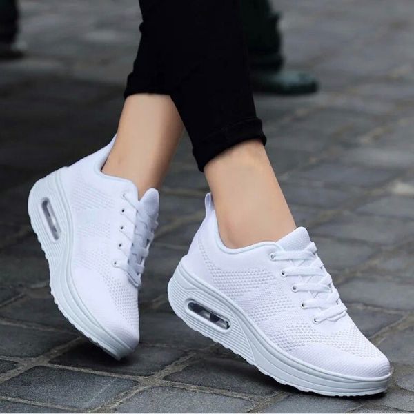 CASSY | STYLISH ORTHOPAEDIC SNEAKERS