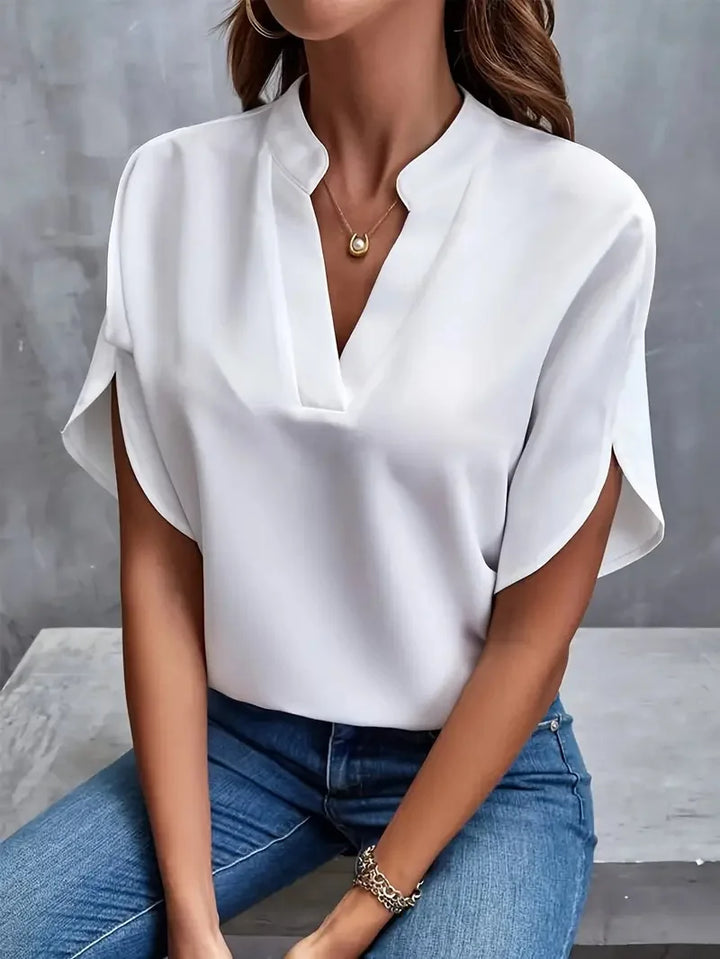 INAYA | SOFT AND ELEGANT BLOUSE WITH V-NECK