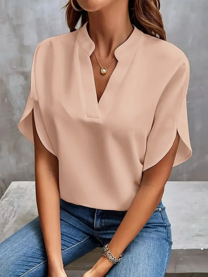 INAYA | SOFT AND ELEGANT BLOUSE WITH V-NECK