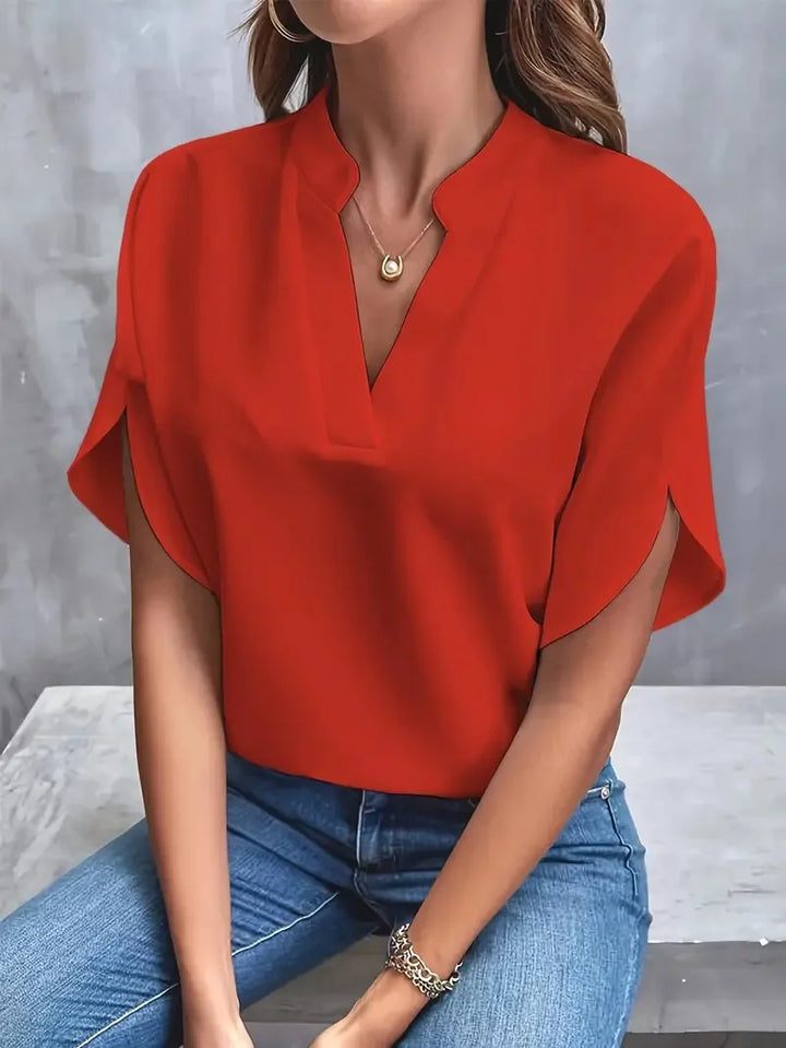 INAYA | SOFT AND ELEGANT BLOUSE WITH V-NECK