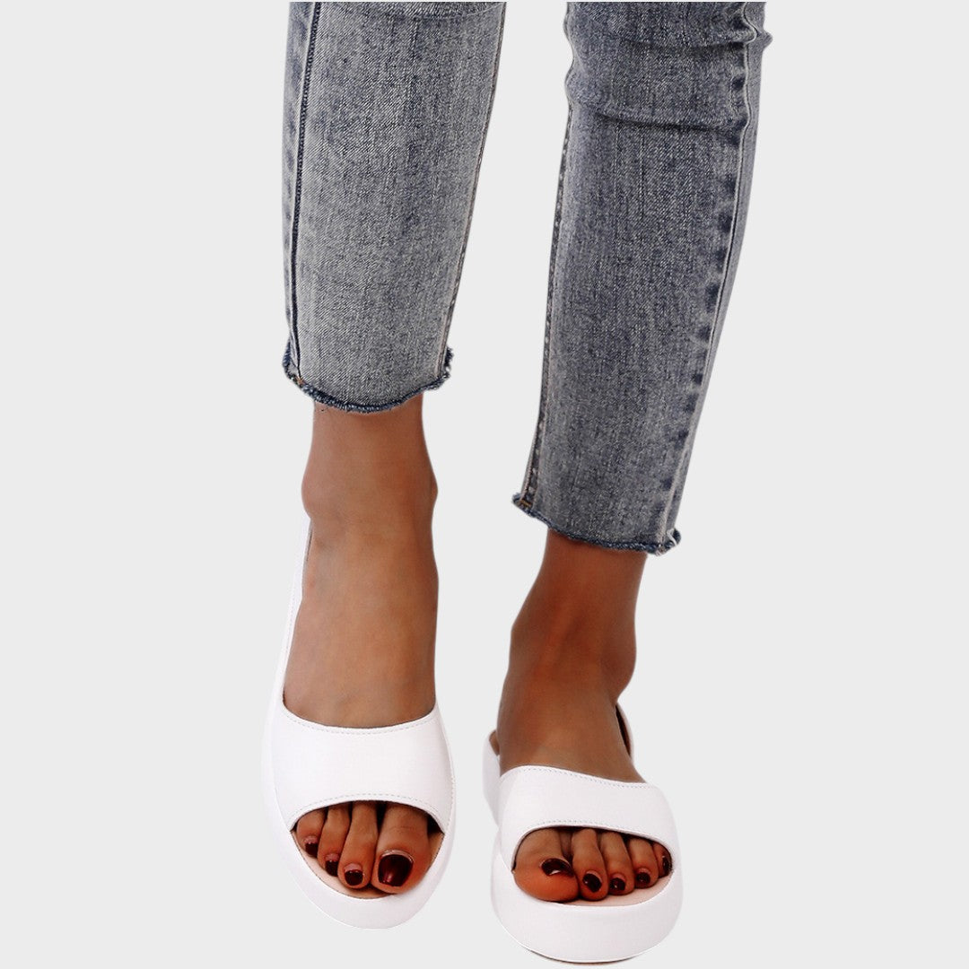 KYRA | COMFORTABLE ORTHOPAEDIC SANDALS