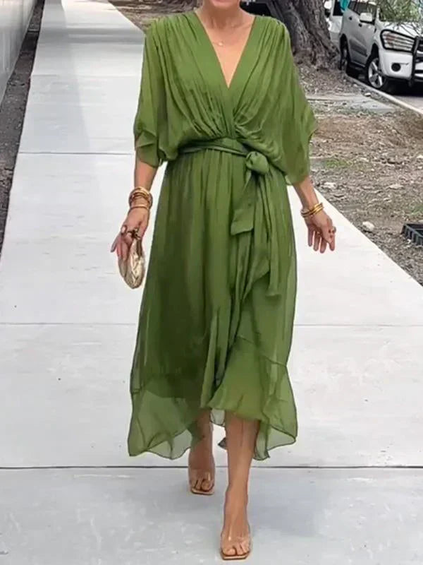 DORI | FLOWY LIGHT DRESS WITH V-NECK