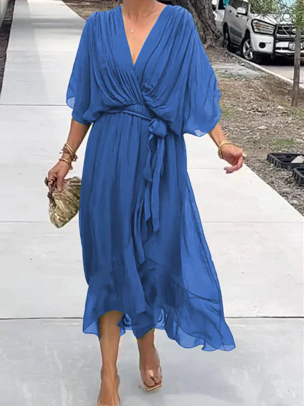 DORI | FLOWY LIGHT DRESS WITH V-NECK