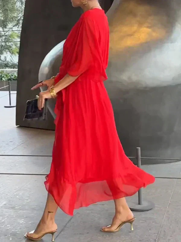 DORI | FLOWY LIGHT DRESS WITH V-NECK