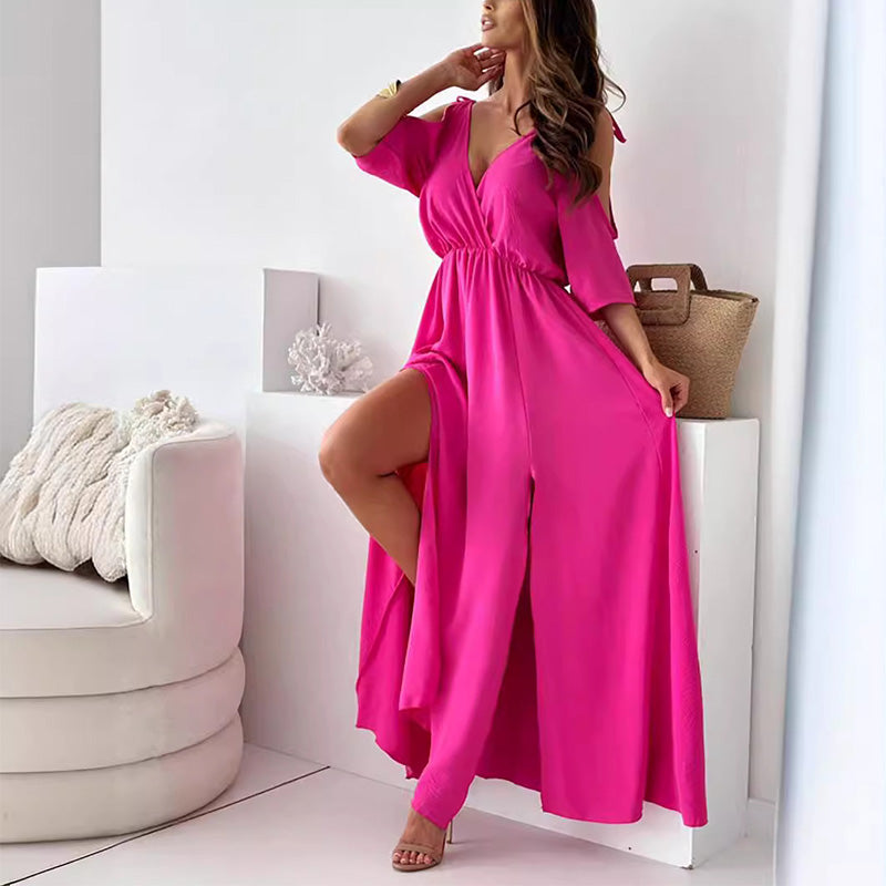 AURORA | FLATTERING V-NECK DRESS