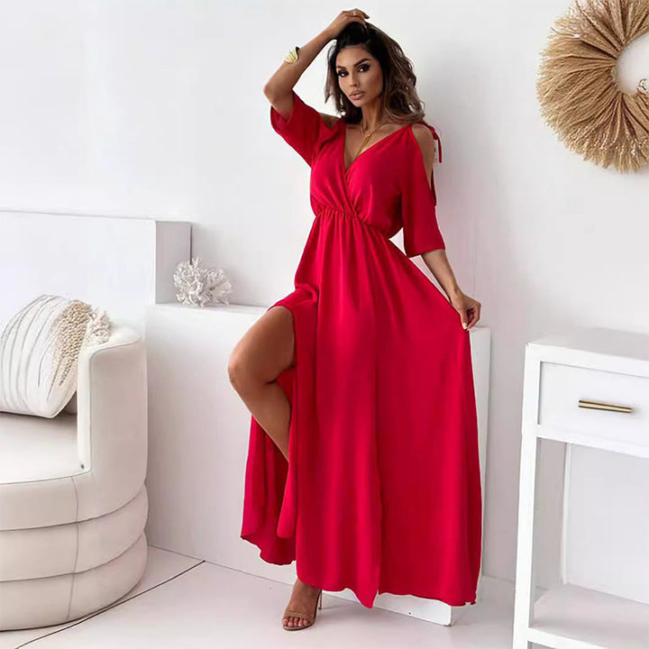 AURORA | FLATTERING V-NECK DRESS
